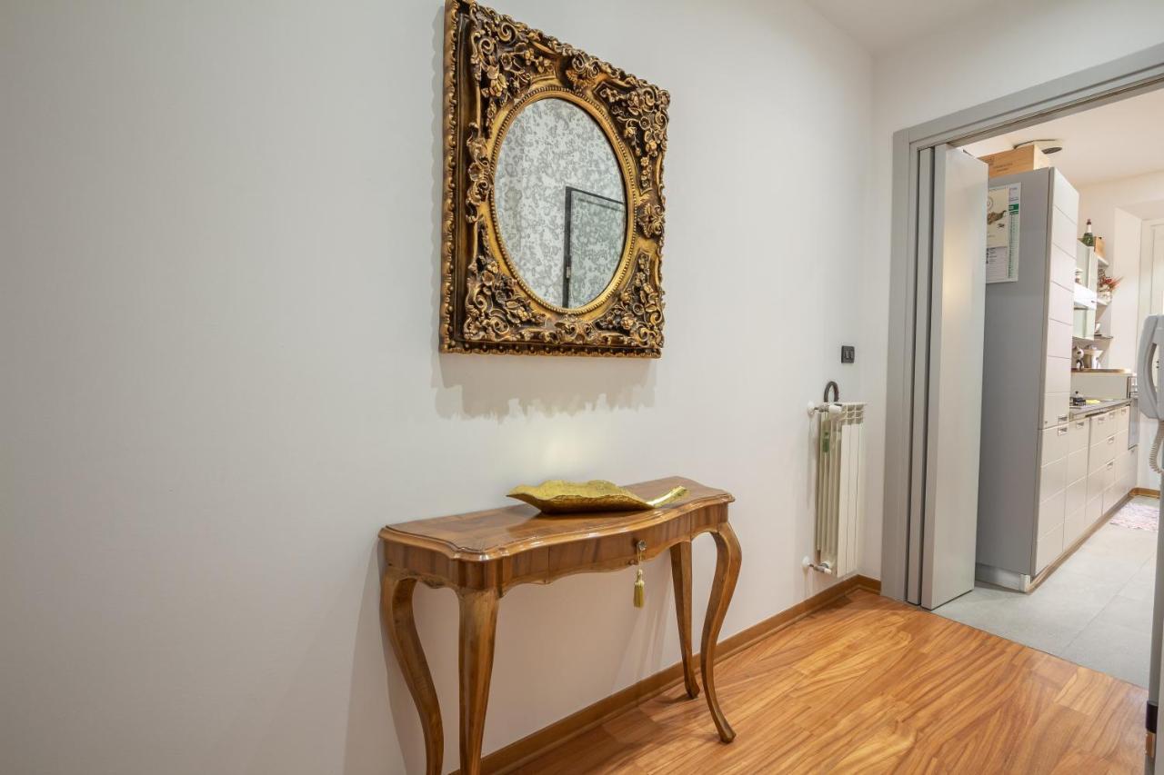 Realkasa Senzanome Flat Bologna